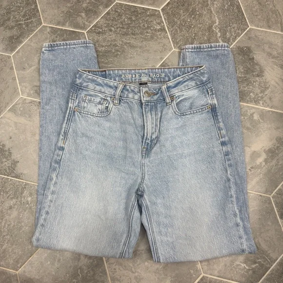 American Eagle Light Blue Mom Jeans - Picture 1 of 6